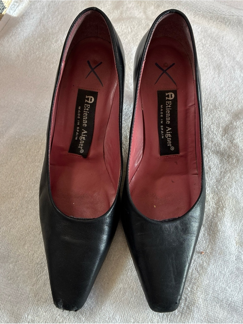 Etienne Aigner Black Leather Pumps with Pink Interior 3” heel Sz 6M